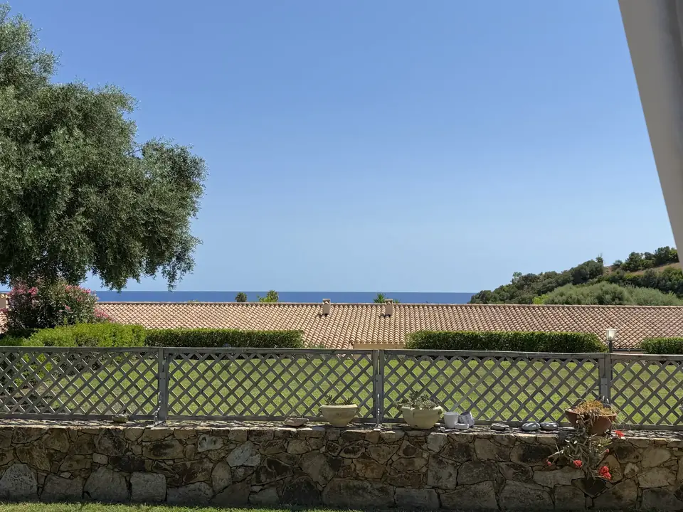 Vista sul mare e sul paesaggio dalla terrazza